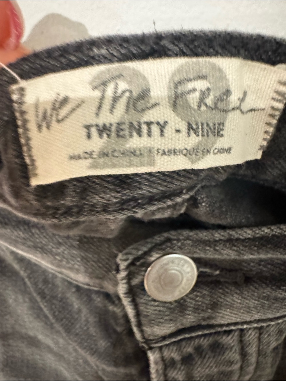 We The Free Women’s cutoff short denim Jeans in Black 29